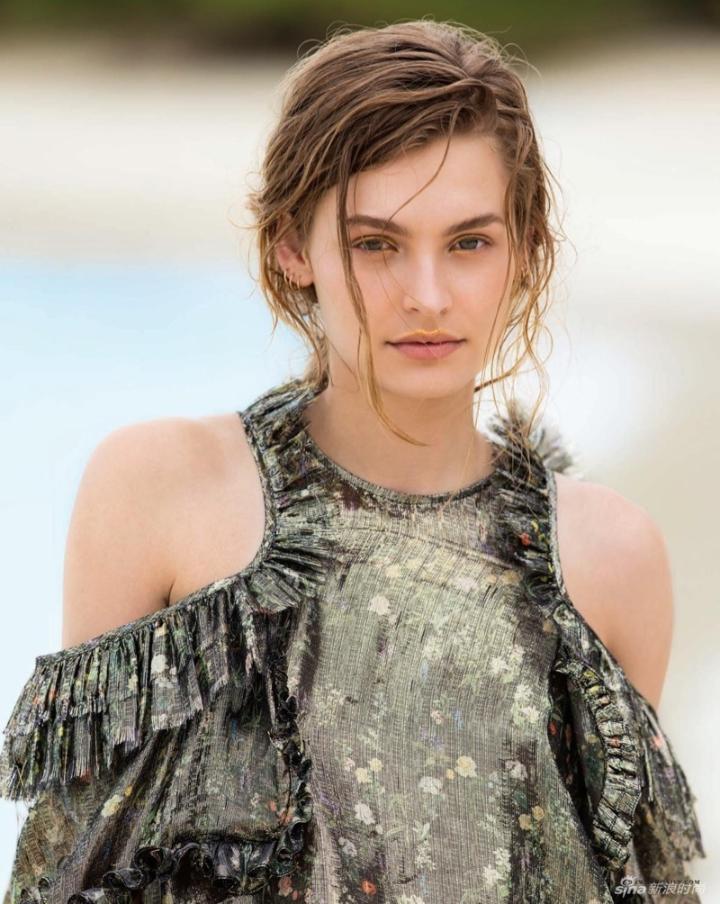 荷兰金发超模性感登封面,曾被控偷窃(组图)